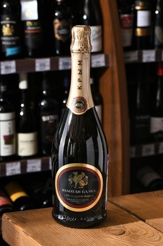 Вино игристое Золотая Балка полусладкое белое 0.75 л