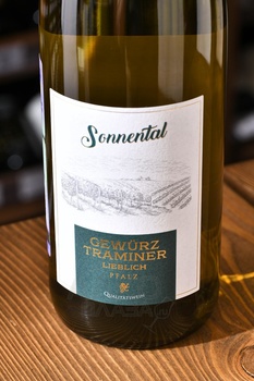 Sonnental Gewurztraminer - вино Соннентал Гевюрцтраминер 0.75 л белое полусладкое