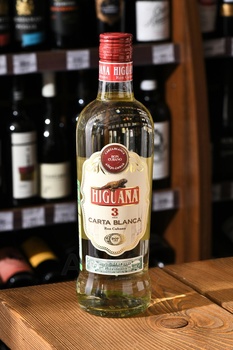 Higuana Carta Blanca 3 - ром Игуана Карта Бланка 3 0.7 л