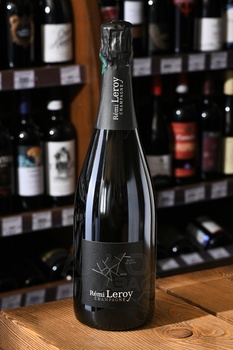 Champagne Remi Leroy Millesime Blanc de Noirs Brut Natur - шампанское Шампань Реми Леруа Миллезим Блан де Нуар Брют Натюр 0.75 л белое экстра брют