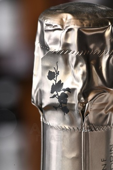 Etienne Sandrin A Travers Celles Champagne AOC - шампанское Шампань Этьен Сандран А Травер Селье АОС 0.75 л белое экстра брют