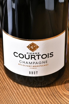 Pierre Сourtois Brut Champagne - шампанское Шампань Пьер Куртуа Брют 0.75 л белое брют