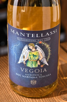 Mantellassi Vegoia Maremma Toscana DOC - вино Мантелласси Вегойа ДОК Маремма Тоскана 2022 год 0.75 л сухое белое