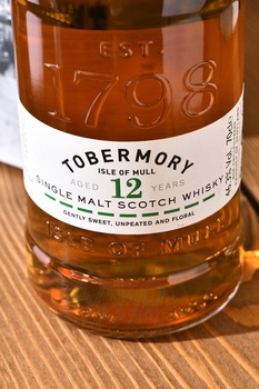 Tobermory Aged 12 years gift box - виски Тобермори Эйджид 12 лет 0.7 л п/у