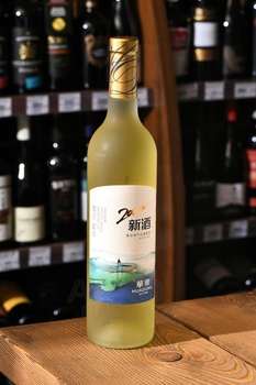 Huadong Parry Riesling - вино Хуадонг Парри Рислинг 2022 год 0.75 л белое сухое