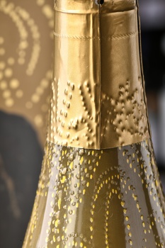 Champagne La Piu Belle - шампанское Шампань Ля Пью Белль 0.75 л белое брют в п/у