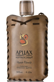 Водка Арцах Абрикосовый 0.25 л в чехле