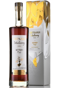 Водка Арцах Тутовый Золотый 3 года 0.7 л в п/у