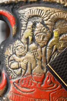 Вино Киндзмараули Джорджиа Кантри Вайнс 1 л красное полусладкое в глиняном кувшине