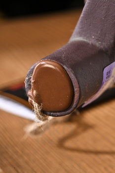 Вино Алазанская Долина Джорджиа Кантри Вайнс 0.75 л красное полусладкое в глиняном кувшине