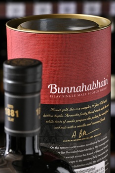 Bunnahabhain 12 years - виски Буннахавэн 12 лет 0.7 л