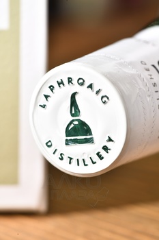 Laphroaig Oak Select - виски Лафройг Оук Селект 0.7 л в п/у