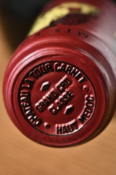 Chateau La Tour Carnet Grand Cru Classe Haut-Medoc AOC - вино Бернар Магре Шато Ля Тур Карне 2021 год 0.75 л красное сухое