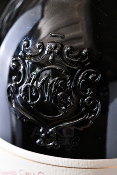 Chateau Montrose Grand Cru Classe Saint-Estephe - вино Шато Монроз Гран Крю Классе Сент-Эстеф 2021 год 0.75 л красное сухое