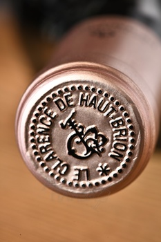 Le Clarence de Haut-Brion Pessac-Leognan - вино Ле Кларенс де О-Брион Пессак Леоньян 2021 год 0.75 л красное сухое