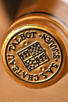 Chateau Talbot St-Julien AOC 4-me Grand Cru Classe - вино Шато Тальбо 0.75 л красное сухое