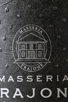 Negroamaro Primitivo Puglia IGP Masseria Trajone - вино Негроамаро Примитиво ИГП Пулия Массерия Трайоне 0.75 л красное полусухое