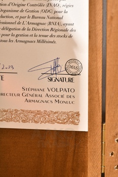 Armagnac Monluc 1968 - арманьяк Монлюк 1968 год 0.7 л в п/у дерево