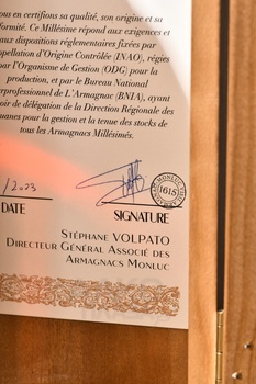 Monluc Armagnac 1969 - арманьяк Монлюк 1969 год 0.7 л в п/у дерево