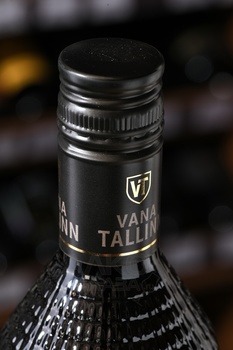 Vana Tallinn 40% - ликер Вана Таллин 40 градусов 0.5 л