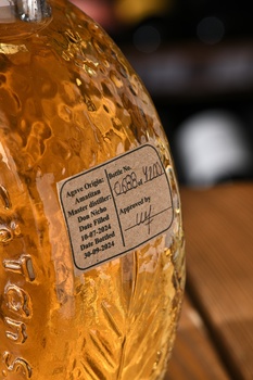 Los Tres Tonos Reposado - текила Лос Трес Тонос Репосадо 0.7 л