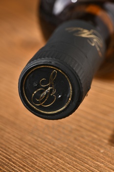 Abrikon Gold Edition - бренди Абрикосовый Голд Эдишн 0.5 л