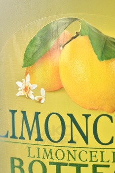Limoncino Limoncello Bottega 21 - ликер Лимончино Лимончелло Боттега 21 0.5 л десертный