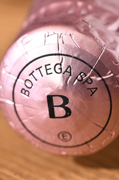 Bottega Rose Gold Brut - вино игристое Боттега Розе Голд Брют 0.2 л розовое брют