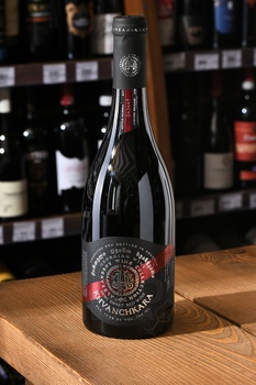 Alexandrov Wine Collection Khvanchkara - вино Коллекция Вин Александрова Хванчкара 0.75 л красное полусладкое