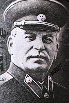 Вино Сталинское слово Хванчкара 0.75 л