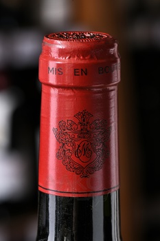 Chateau Montrose Saint-Estephe - вино Шато Монтроз Сент-Эстеф 2007 год 0.75 л красное сухое