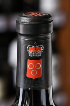 Clos de L’Oratoire Saint Emilion Grand Cru Classe - вино Кло де Л’Оратуар Гран Крю Классе Сент-Эмильон 0.75 л 2019 год красное сухое