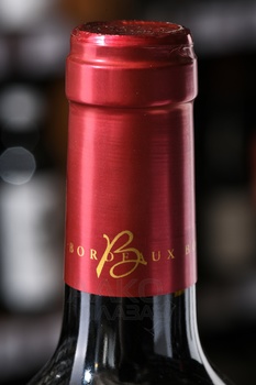 Chateau Hermitage Mazeyres Pomerol - вино Шато Эрмитаж Мазейре Помроль 0.75 л красное сухое