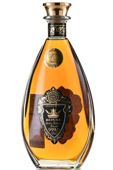 Бренди Гиневан Золотая Коллекция 999.9 7 лет 0.7л в п/у