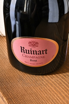 Ruinart Rose Brut - шампанское Рюинар Розе Брют 0.75 л