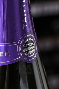 Taittinger Nocturne - шампанское Тэтенжэ Ноктюрн 0.75 л