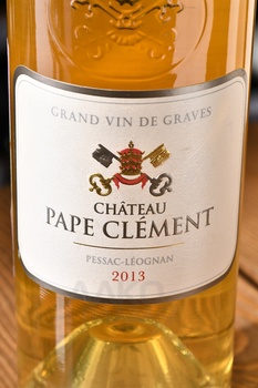 Chateau Pape Clement Gran Vin de Graves Pessac-Leognan - вино Шато Пап Клеман Гран Вэн де Грав Пессак-Леоньян 0.75 л белое сухое