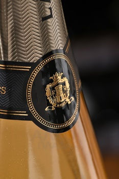 Lallier Blanc de Blancs Grand Cru - шампанское Лалье Блан де Блан Гран Крю 0.75 л белое брют в п/у