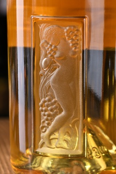 Chateau Lafaurie-Peyraguey Premier Grand Cru Classe Sauternes - вино Шато Лафори-Пейраге Премье Гран Крю Классе Сотерн 0.75 л белое сладкое