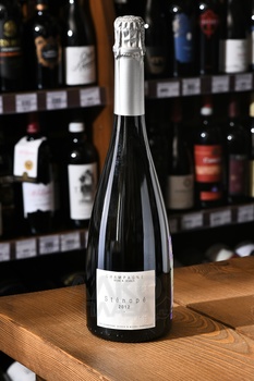 Le Clementin Rouge du Pape Clement Pessac-Leognan - вино Клементен дю Пап Клеман Пессак-Леоньян 2019 год 0.75 л красное сухое