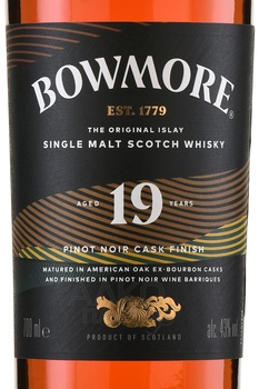 Bowmore 19 Years Pinot Noir Cask Finish - виски Боумор Пино Нуар Каск Финиш 19 лет 0.7 л в п/у