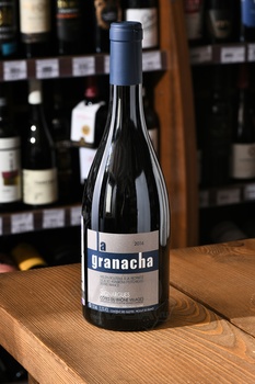 Les Vignerons d’Estezargues La Granacha Cotes du Rhone Villages AOC - вино Ля Гранача Кот дю Рон Вилляж АОС 0.75 л красное сухое