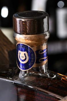 Коньяк ОС Камергер 45 лет 0.7 л в д/у