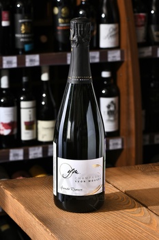 Yvon Moussy Grande Reserve - шампанское Ивон Мусси Гран Резерв 0.75 л белое брют