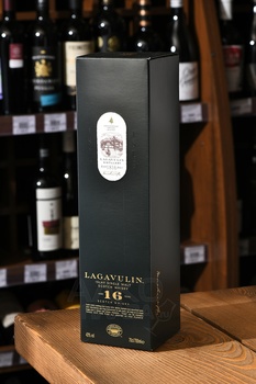 Lagavulin 16 лет - виски Лагавулин 16 лет 0.75 л в п/у
