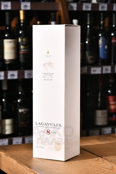 Lagavulin 8 years - виски Лагавулин 8 лет 0.7 л в п/у