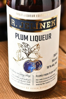R. Jelinek Plum Liqueur - Рудольф Елинек Плам Ликер 0.7 л