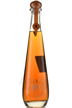 Don Julio 1942 Primavera Reposado - текила Дон Хулио 1942 Примавера Репосадо 0.75 л в п/у