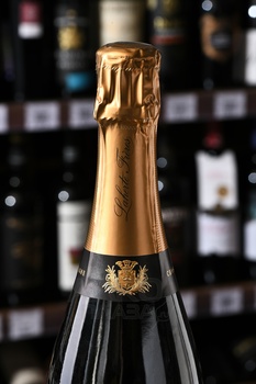 Laherte Freres Ultradition brut - шампанское Лаэрт Фрер Ультрадисьон Брют 0.75 л