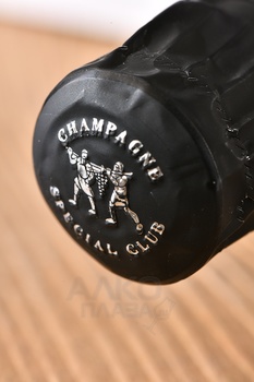 Champagne Loriot Pagel Special Club Brut - шампанское Шампань Лорио Пажель Спесьяль Клоб Брют 0.75 л белое брют в п/у